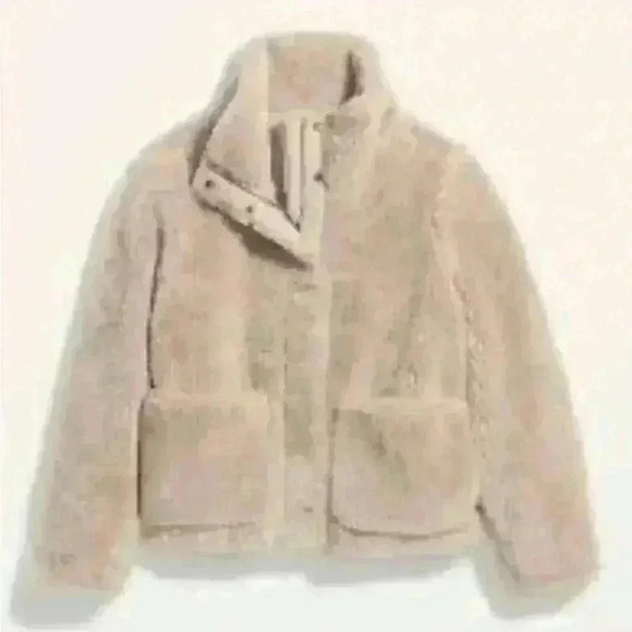 Old Navy Relaxed Cozy Sherpa Faux-Fur Jacket for Women - Picture 1 of 10